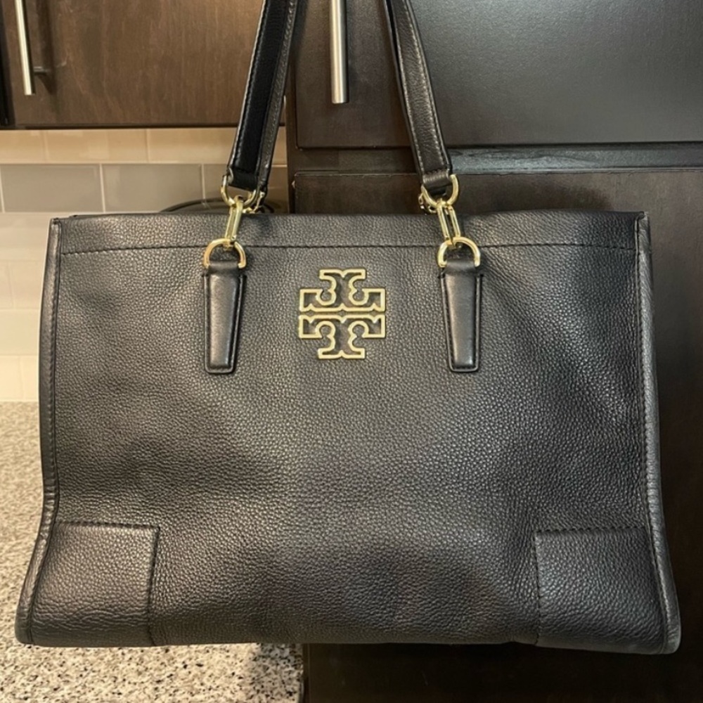 Sold :::::::Tory Burch Britten tote